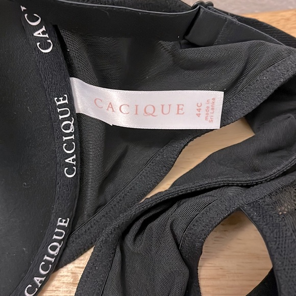 Cacique front closure cotton push-up plunge bra with criss-cross straps size 44C - Picture 5 of 6